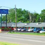 A Victory Inn & Suites - Detroit